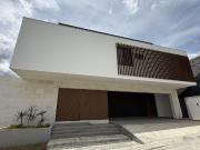 Casa en esquina en venta Bosque de las Misiones