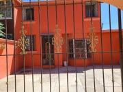 CASA EN ESQUINA EN VENTA CON RECAMARA EN PLANTA BAJA,...