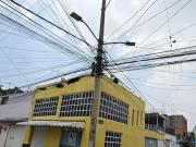 Casa en esquina en venta en Ecatepec – Con negocio...