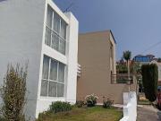 CASA EN ESQUINA, FUENTES DE SATELITE. EXCELENTE PARA...