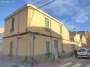 CASA EN ESQUINA PARA REFORMAR ZONA SAN ISIDRO