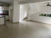 Casa en esquina, Residencial Arbolada / Home on a corner... Casa en esquina, Residencial Arbolada / Home on a corner...