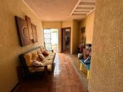 CASA EN ESQUINA, UBICADA EN PINOS A UN COSTADO DE MACROPLAZA