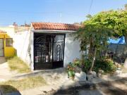 CASA EN EXCELENTES CONDICIONES / AV ZARAGOZA HDA STA FE