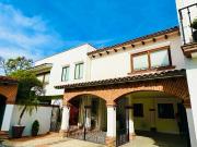 Casa en Exclusiva Privada en Rincon Colonial, Calacoaya....