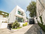 Casa en exclusivo condominio de solo dos residencias