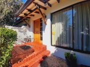 CASA EN EXCLUSIVO Y SEGURO CONDOMINIO / REBAJADA