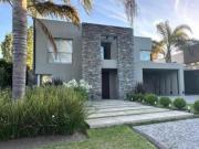 Casa en Fincas de Iraola 2