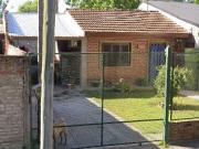 Casa en Florencio VarelaCalle Rio Samborombon Nº 2771...