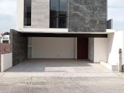 CASA EN FRACC LOMAS DE CHAPULTEPEC SLP