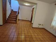 Casa en Fracc. Privado enfrente de Costco