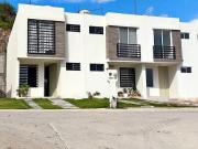 Casa en Fraccionamiento Bosques de Los Naranjos...