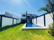 CASA EN FRACCIONAMIENTO BRISAS