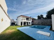 Casa en Fraccionamiento Burgos