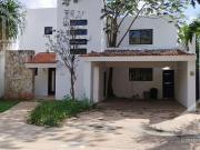 Casa en Renta, Fraccionamiento Cocoyoles Merida Yucatan