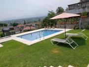 Casa en Fraccionamiento con Alberca en Venta y Renta Las...