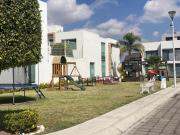 Casa en Fraccionamiento con amplio Jardín Privado,...
