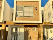 Casa en Fraccionamiento Cordillera