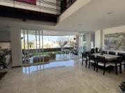 Casa en Fraccionamiento Cumbres del Lago