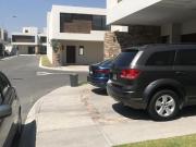 Casa en Fraccionamiento Cumbres del Lago, 3 RECAMARAS...