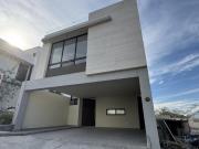 Casa en Fraccionamiento Cumbres Elite Premier Privada...
