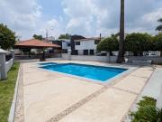 Casa en fraccionamiento del Bosque en condominio privado