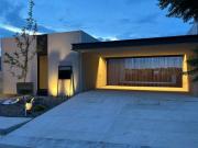 Casa en Fraccionamiento El Campanario