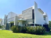 Casa en Fraccionamiento El Campanario Casa en Fraccionamiento El Campanario