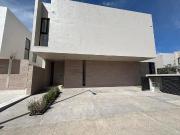 Casa en Fraccionamiento El Campanario