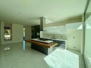 Casa en fraccionamiento el Encinar Altozano