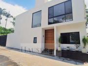 Casa en Fraccionamiento en Atzingo, Cuernavaca Casa en Fraccionamiento en Atzingo, Cuernavaca