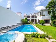 Casa en Fraccionamiento en Burgos Bugambilias Temixco...