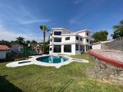 Casa en Fraccionamiento en Burgos Temixco CAEN 1254 Fr