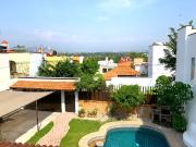 Casa en Fraccionamiento en Junto al Río Temixco CAEN 1086 Fr
