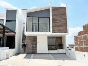 Casa en fraccionamiento en venta Lomalta Tres Marías,...