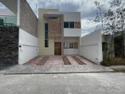 Casa en Fraccionamiento Hacienda Alejandro Plus