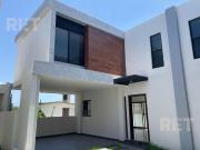 Casa en Fraccionamiento Jardines de Champayan