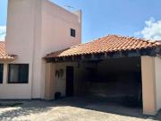 Casa en Fraccionamiento Jardines del Lago