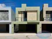 CASA EN VENTA CERCA FIDEL VELAZQUEZ, FRAC. LAS NUBES