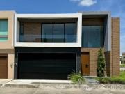 Casa en Fraccionamiento Las Palmas