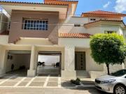 Casa en Fraccionamiento Las Quintas