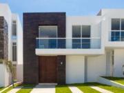 Casa en Fraccionamiento Lomas de Angel?polis