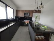 Casa en Fraccionamiento Lomas de Angel?polis  Parque...