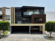 CASA EN FRACCIONAMIENTO LOMAS DE ANGELOPOLIS ll, SAN...