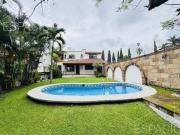 Casa en Fraccionamiento Lomas de Atzingo