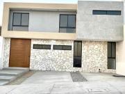 Casa en Fraccionamiento Nuevo Refugio