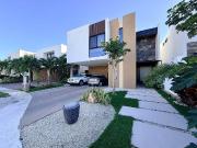 Casa en Fraccionamiento Parque Natura