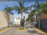 CASA EN FRACCIONAMIENTO PARQUES DE TESISTAN ZAPOPAN JALISCO