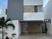 Casa en Fraccionamiento Perisur