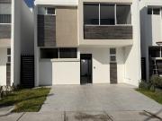 Casa en Fraccionamiento Rancho Santa M?nica